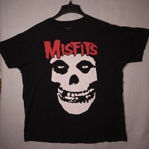 The Misfits T Shirt Men XL Black Crimson Ghost Skull Band Merch Tee Red Spellout